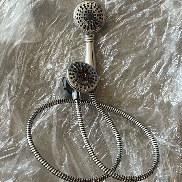 EUC Dual "2 in 1" Water Pik 8 Mose PowerSpray+Hand Held Shower Head, All Chrome - Picture 5 of 7